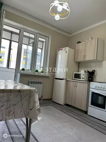 1-комнатная квартира, этаж 7 из 9, 39 м²