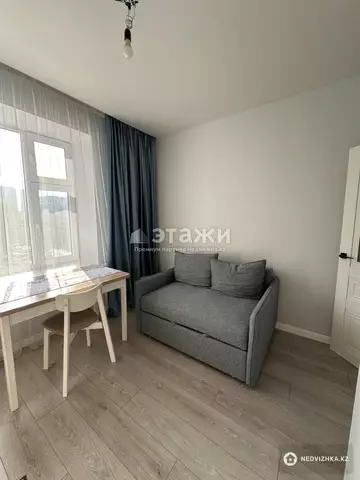 1-комнатная квартира, этаж 4 из 5, 40 м²