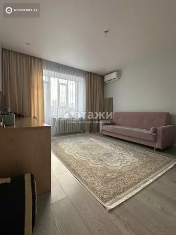 1-комнатная квартира, этаж 4 из 5, 40 м²