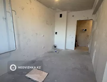 1-комнатная квартира, этаж 1 из 9, 35 м²
