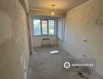 1-комнатная квартира, этаж 1 из 9, 35 м²