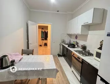 70.7 м², 3-комнатная квартира, этаж 2 из 9, 71 м², изображение - 2