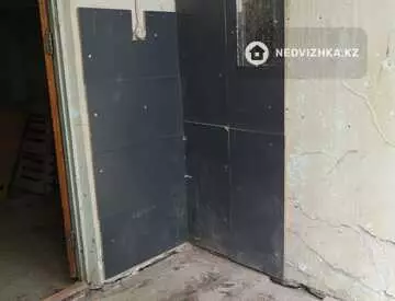 Помещение, этаж 1 из 3, 123 м², на длительный срок