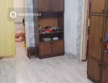 4-комнатный дом, 10 соток, 68 м²
