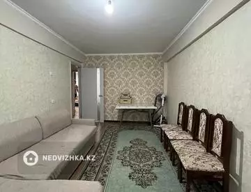 3-комнатная квартира, этаж 1 из 4, 70 м²