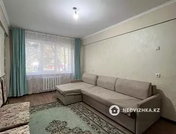 3-комнатная квартира, этаж 1 из 4, 70 м²