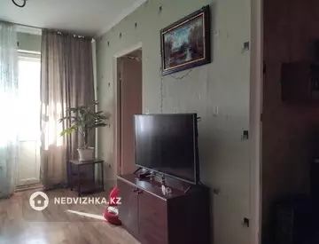 4-комнатная квартира, этаж 2 из 5, 60 м²