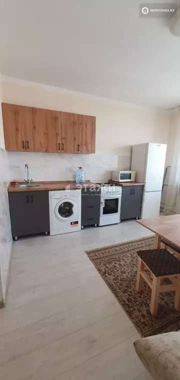 2-комнатная квартира, этаж 13 из 17, 48 м²