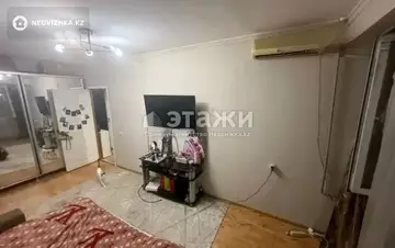 1-комнатная квартира, этаж 4 из 5, 37 м²