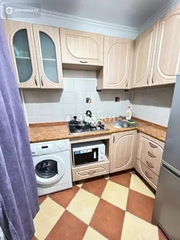 1-комнатная квартира, этаж 2 из 5, 32 м²