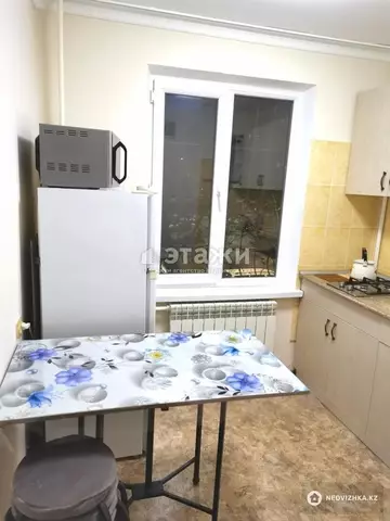 1-комнатная квартира, этаж 2 из 5, 32 м²