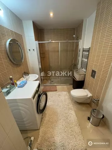 5-комнатная квартира, этаж 2 из 2, 220 м², на длительный срок