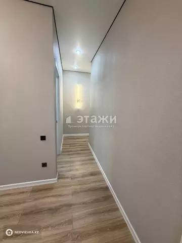 2-комнатная квартира, этаж 8 из 15, 42 м²