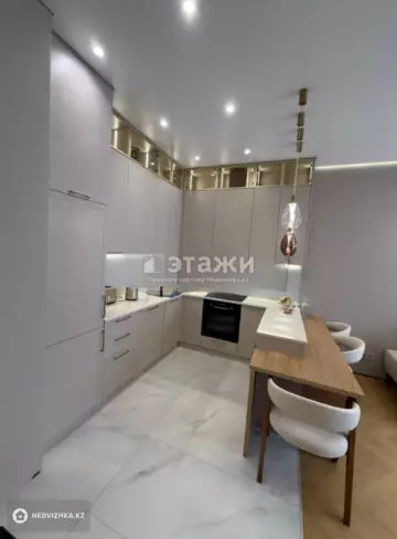 2-комнатная квартира, этаж 7 из 21, 55 м²