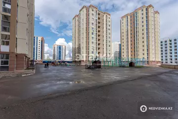 1-комнатная квартира, этаж 14 из 16, 50 м²