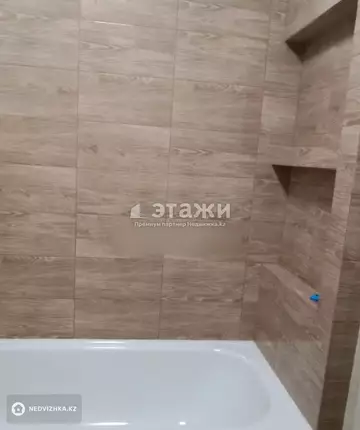 1-комнатная квартира, этаж 4 из 9, 42 м²