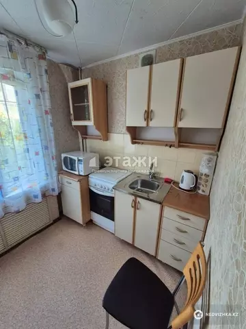 2-комнатная квартира, этаж 4 из 5, 42 м²