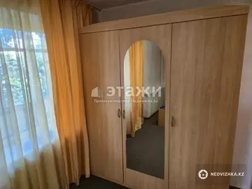2-комнатная квартира, этаж 4 из 5, 42 м²