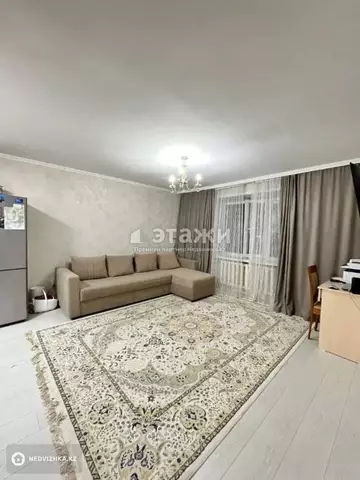2-комнатная квартира, этаж 3 из 9, 44 м²