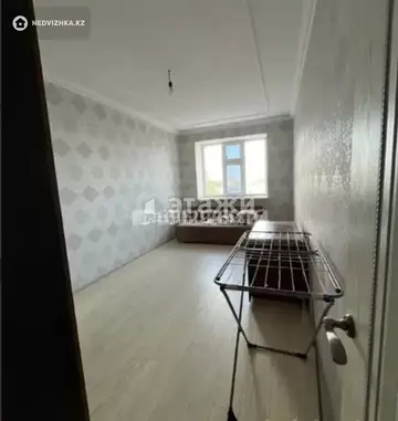 2-комнатная квартира, этаж 3 из 5, 60 м²