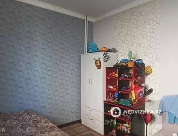 5-комнатный дом, 6 соток, 240 м²