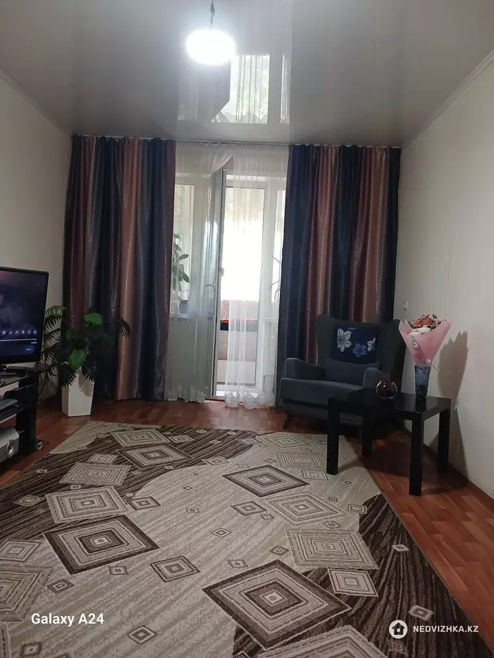 58 м², 3-комнатная квартира, этаж 4 из 5, 58 м², изображение - 1