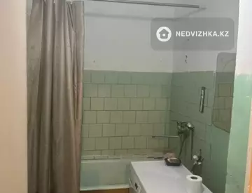 1-комнатная квартира, этаж 3 из 5, 34 м²