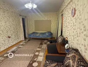 2-комнатная квартира, этаж 1 из 5, 45 м²