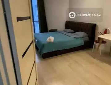 1-комнатная квартира, этаж 5 из 10, 30 м²