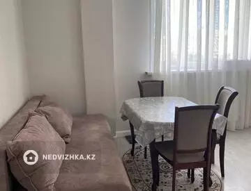 1-комнатная квартира, этаж 7 из 8, 53 м²