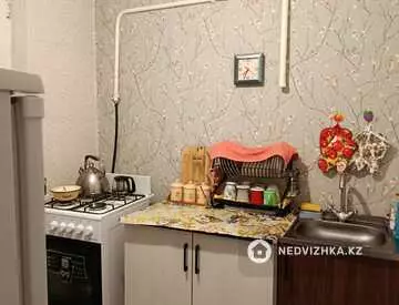 1-комнатная квартира, этаж 3 из 4, 32 м²