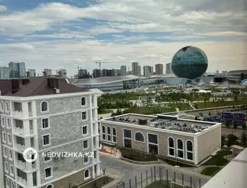 4-комнатная квартира, этаж 8 из 8, 190 м²