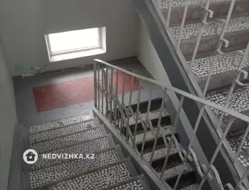 3-комнатная квартира, этаж 2 из 5, 67 м², на длительный срок