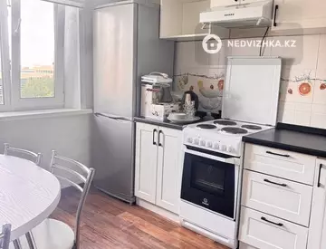 2-комнатная квартира, этаж 6 из 9, 55 м², на длительный срок