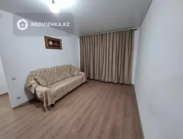 1-комнатная квартира, этаж 5 из 9, 41 м², на длительный срок