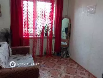 4-комнатная квартира, этаж 2 из 5, 61 м²