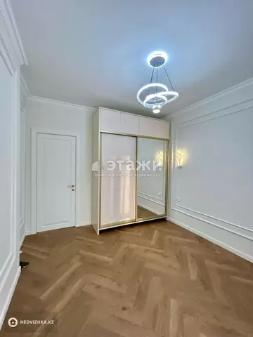 2-комнатная квартира, этаж 14 из 16, 57 м²