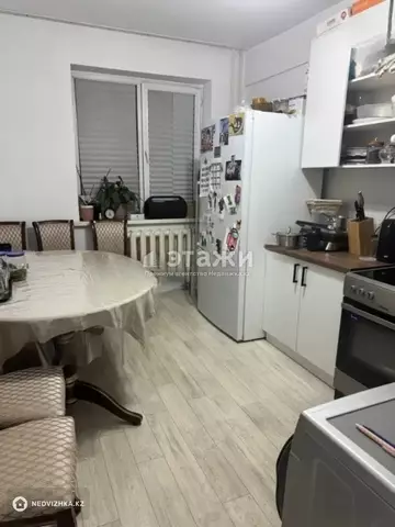 2-комнатная квартира, этаж 1 из 5, 52 м²