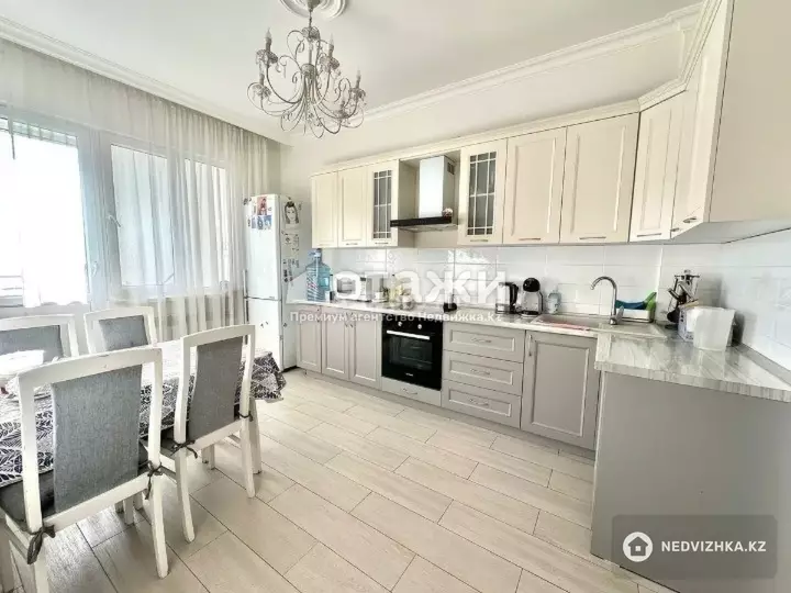 120 м², 4-комнатная квартира, этаж 3 из 10, 120 м², изображение - 1