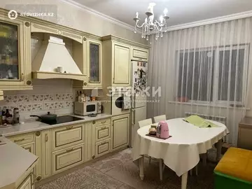 4-комнатная квартира, этаж 2 из 12, 112 м²