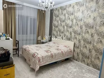 4-комнатная квартира, этаж 2 из 12, 112 м²