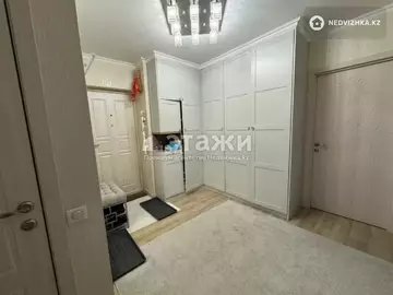 3-комнатная квартира, этаж 9 из 10, 75 м²