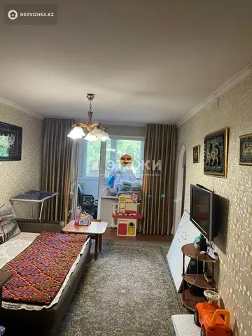 2-комнатная квартира, этаж 4 из 5, 44 м²