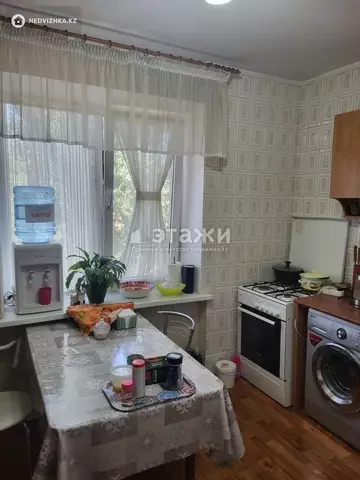 3-комнатная квартира, этаж 4 из 5, 86 м²