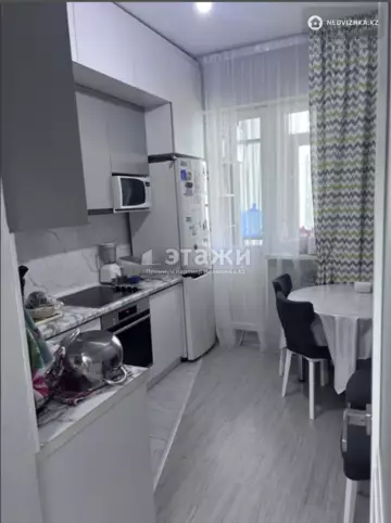 3-комнатная квартира, этаж 12 из 16, 74 м²