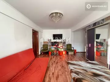 2-комнатная квартира, этаж 4 из 5, 46 м²