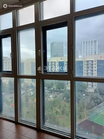 3-комнатная квартира, этаж 9 из 12, 91 м²