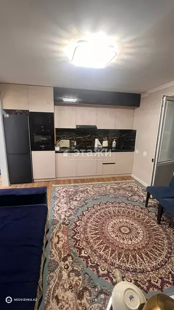 3-комнатная квартира, этаж 3 из 5, 58 м²