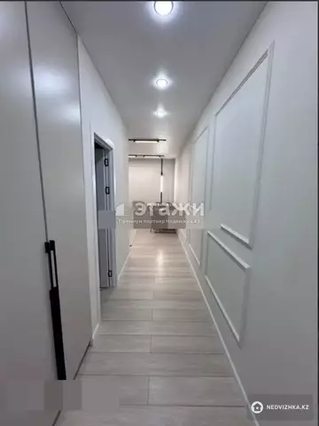 3-комнатная квартира, этаж 12 из 12, 59 м²