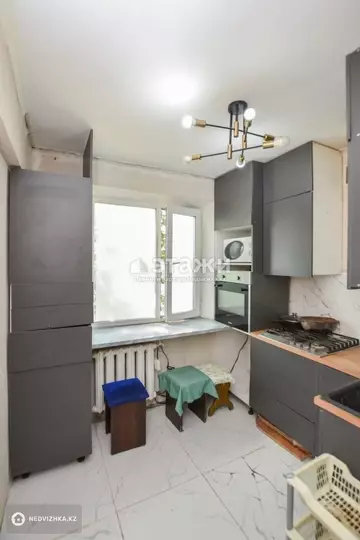 3-комнатная квартира, этаж 5 из 5, 60 м²
